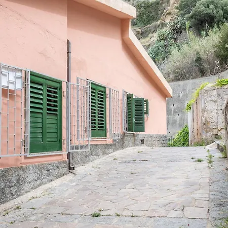 Nyaraló Oasi Sul Mare Di